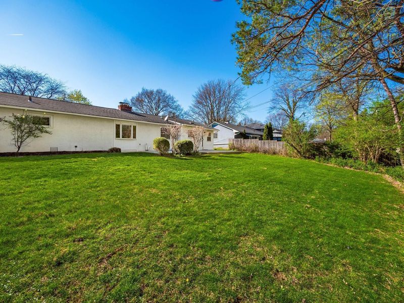 1490 Pemberton Drive, Columbus, OH 43221 Photo 55