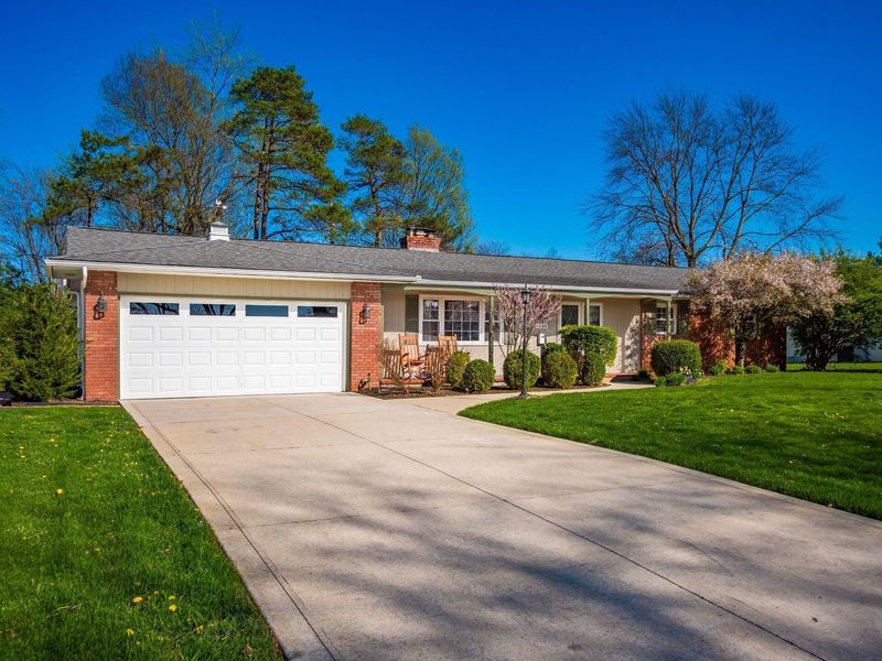 1490 Pemberton Drive, Columbus, OH 43221 Photo 59