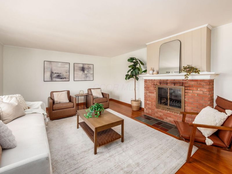 1490 Pemberton Drive, Columbus, OH 43221 Photo 7