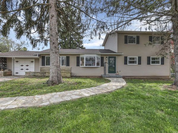 2021 Rainbow Drive NE, Lancaster, OH 43130