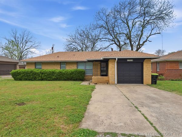 1209 S Ash Avenue , Ada, OK 74820