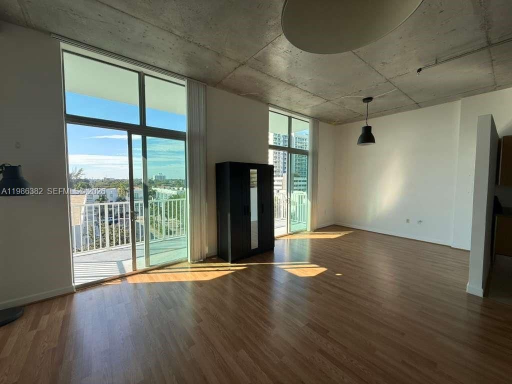 2100 Van Buren St , Unit 501, Hollywood, FL 33020 Photo