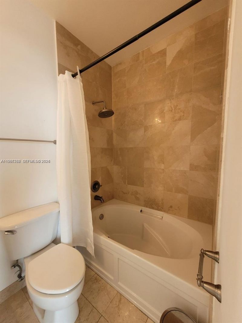 2100 Van Buren St , Unit 501, Hollywood, FL 33020 Photo