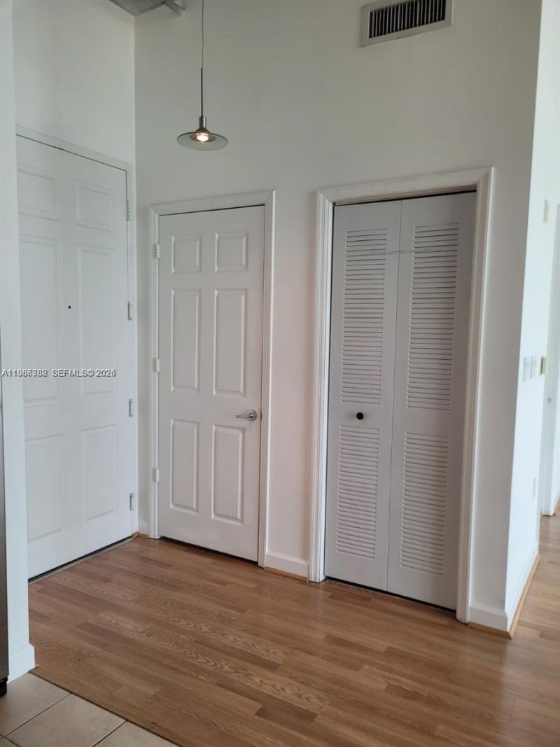 2100 Van Buren St , Unit 501, Hollywood, FL 33020 Photo