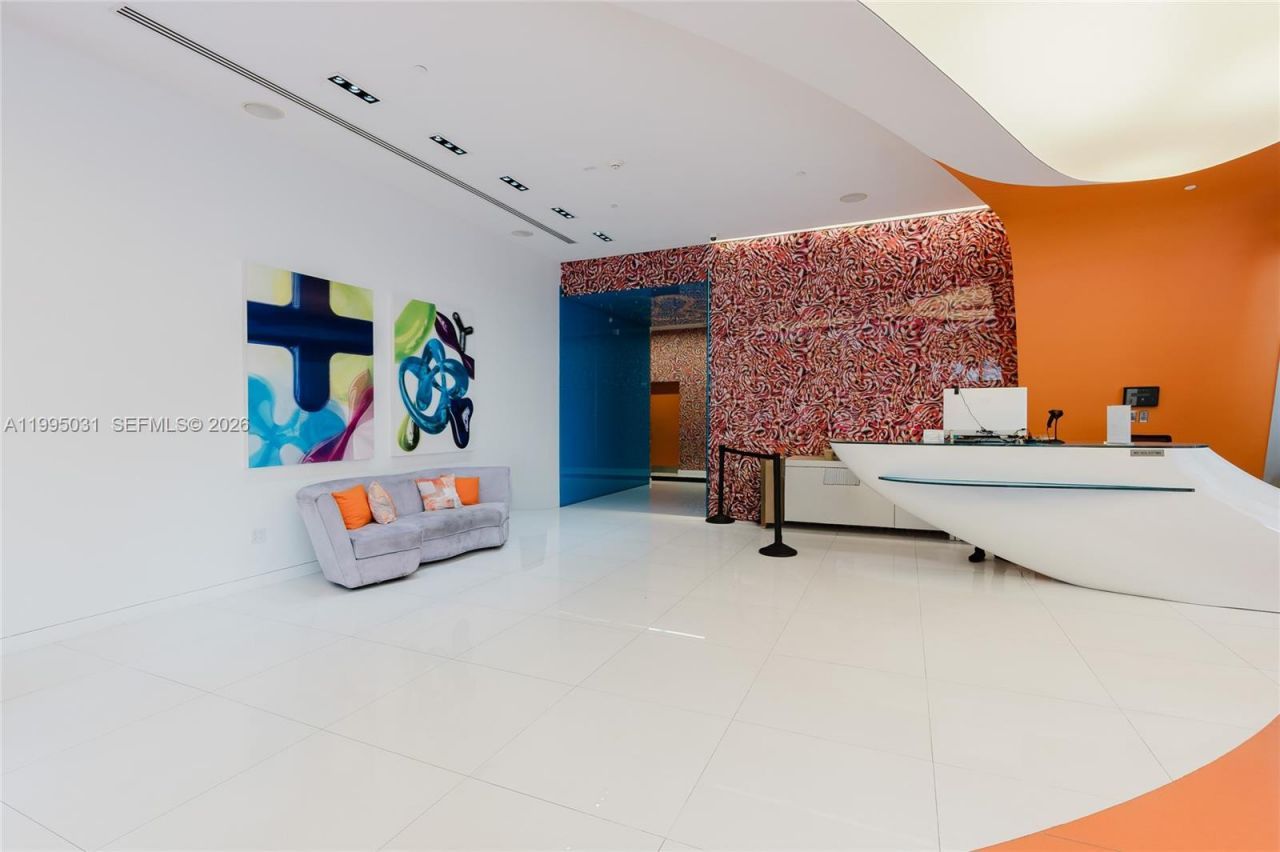 31 SE 6th St, Unit 1906, Miami, FL 33131 Photo