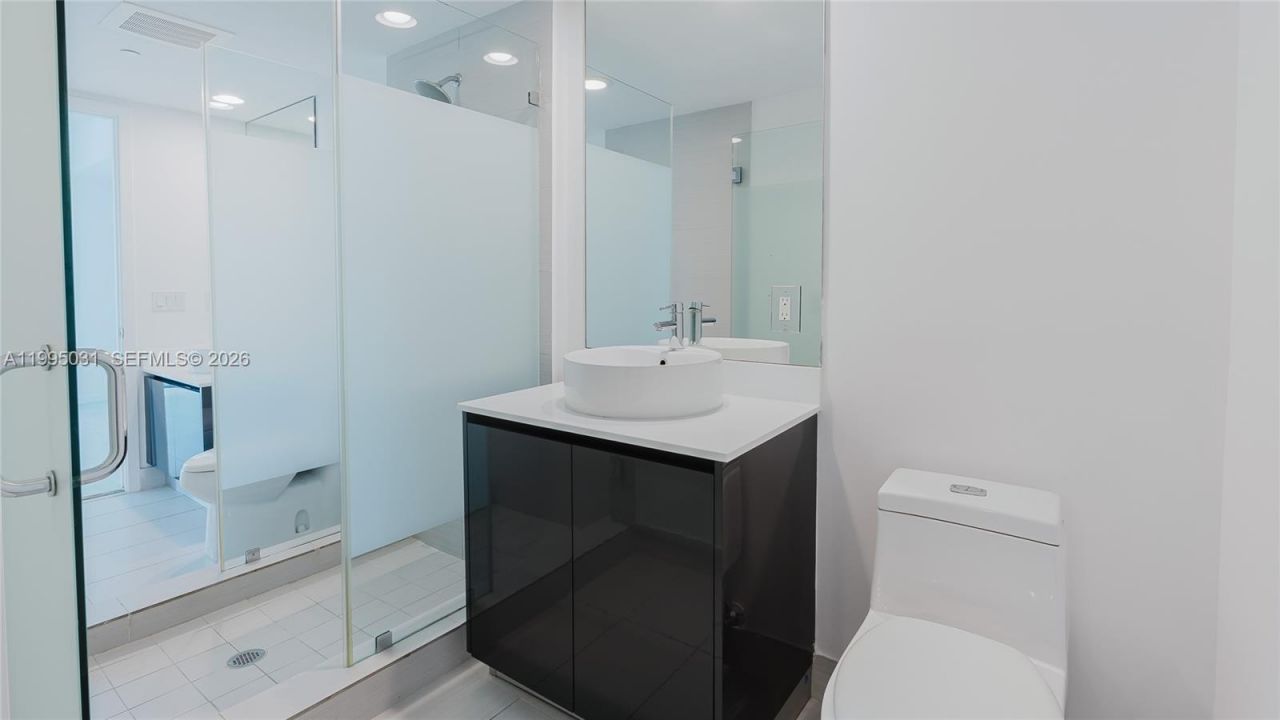 31 SE 6th St, Unit 1906, Miami, FL 33131 Photo