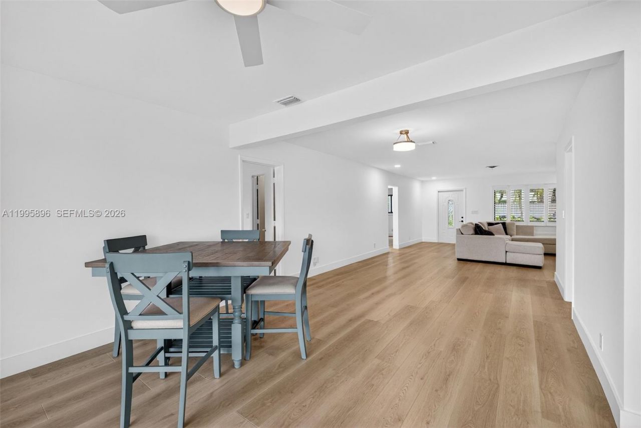 2481 SE 15th St, Pompano Beach, FL 33062 Photo