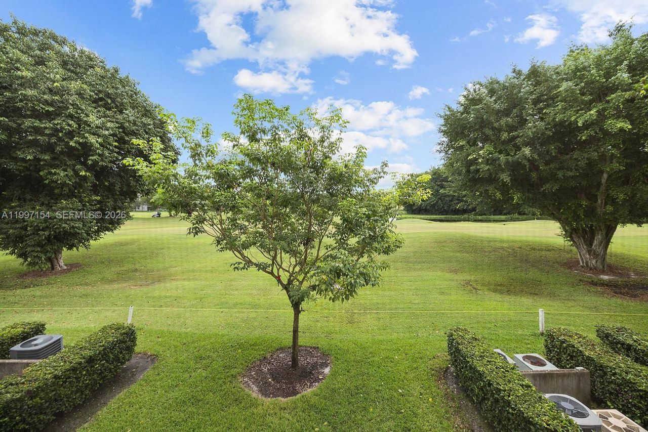 901 SW 128th Ave, Unit 212E, Pembroke Pines, FL 33027 Photo