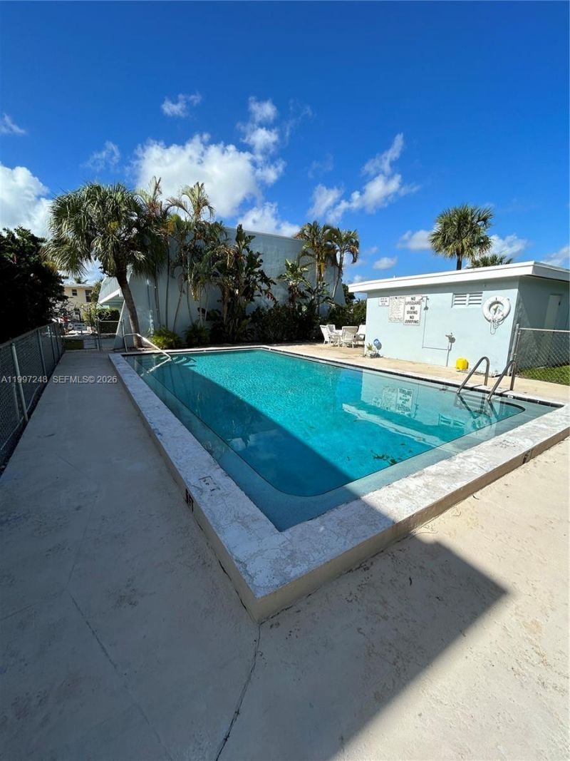 725 Hummingbird Way, Unit 212, North Palm Beach, FL 33408 Photo