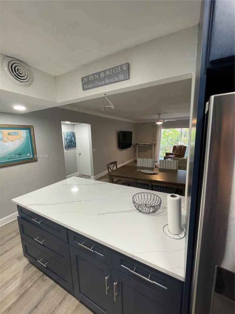 725 Hummingbird Way, Unit 212, North Palm Beach, FL 33408 Photo