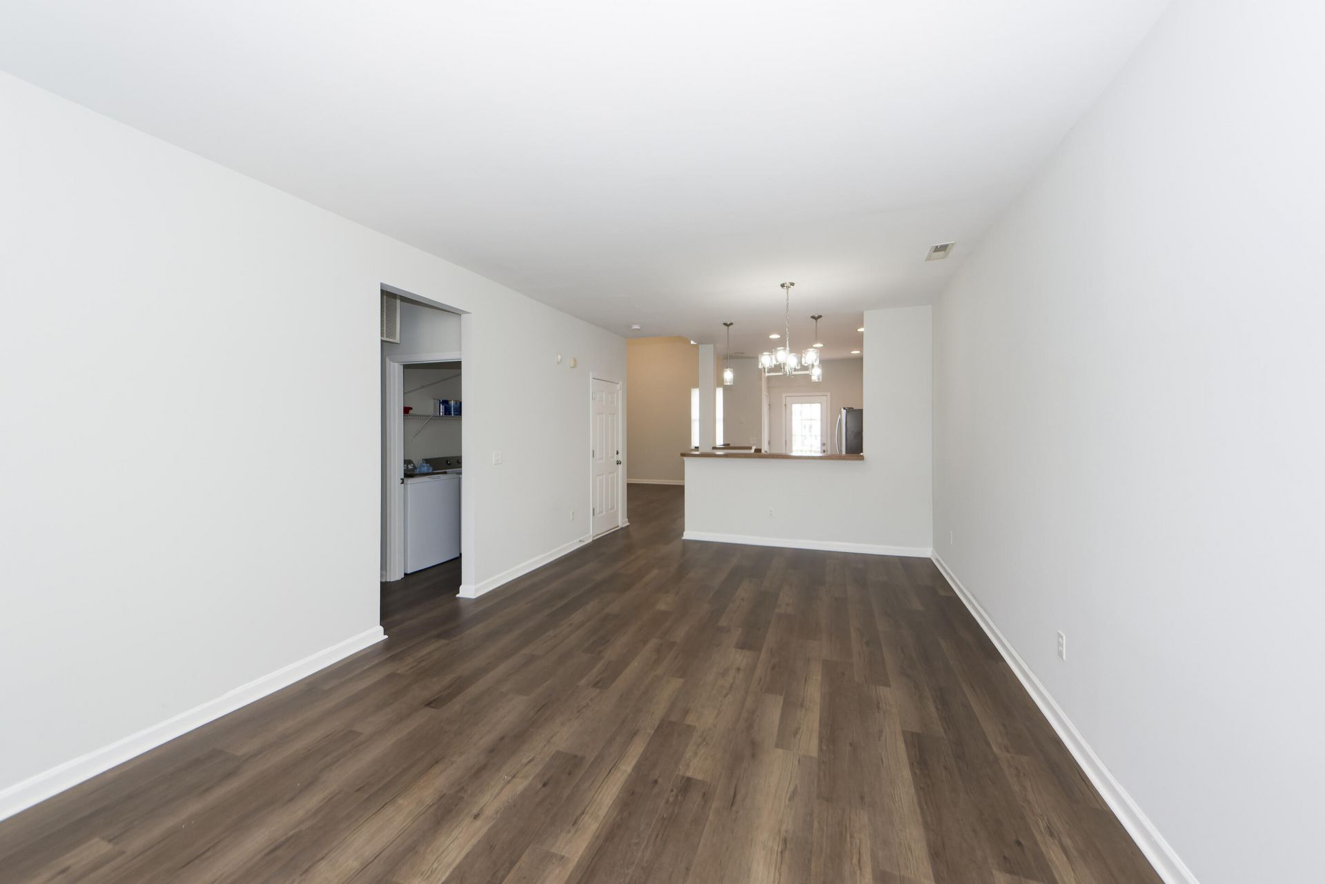 547 Mclernon Trace Photo 4