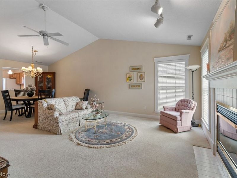 1254 White Stone Circle NE, Canton, OH 44721 Photo 13