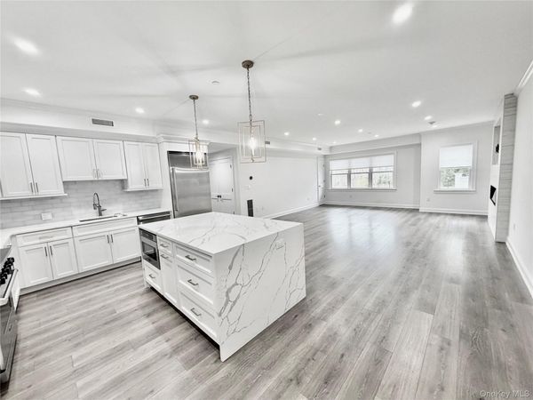 585 Main St, Unit 1A, Armonk, NY 10504