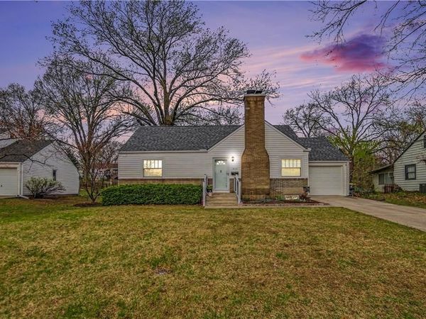 5044 NE Marvin Road, Kansas City, MO 64118