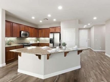 8013 Solomon Dr, Elk Grove, CA 95757 Photo