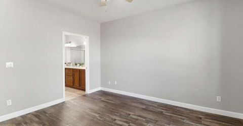 8013 Solomon Dr, Elk Grove, CA 95757 Photo