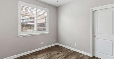 8013 Solomon Dr, Elk Grove, CA 95757 Photo