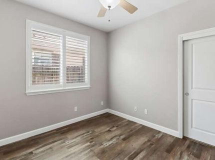 8013 Solomon Dr, Elk Grove, CA 95757 Photo