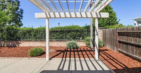 8013 Solomon Dr, Elk Grove, CA 95757 Photo