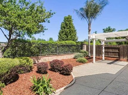 8013 Solomon Dr, Elk Grove, CA 95757 Photo