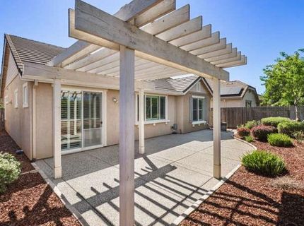 8013 Solomon Dr, Elk Grove, CA 95757 Photo