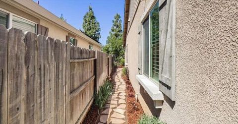 8013 Solomon Dr, Elk Grove, CA 95757 Photo