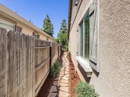 8013 Solomon Dr, Elk Grove, CA 95757 Photo