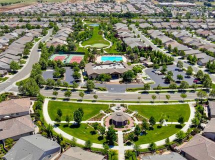 8013 Solomon Dr, Elk Grove, CA 95757 Photo