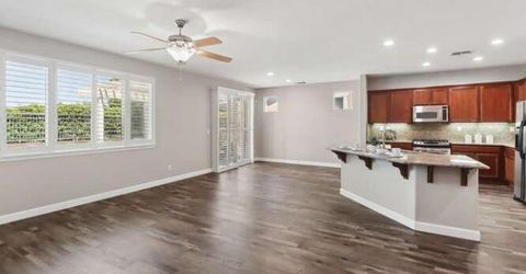 8013 Solomon Dr, Elk Grove, CA 95757 Photo