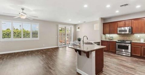 8013 Solomon Dr, Elk Grove, CA 95757 Photo