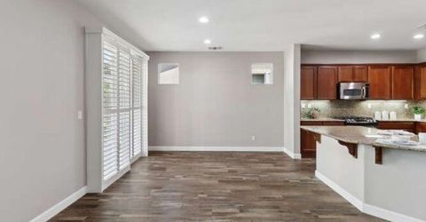 8013 Solomon Dr, Elk Grove, CA 95757 Photo