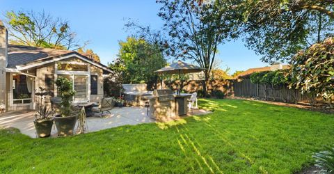 9362 Savin Pl, Elk Grove, CA 95624 Photo