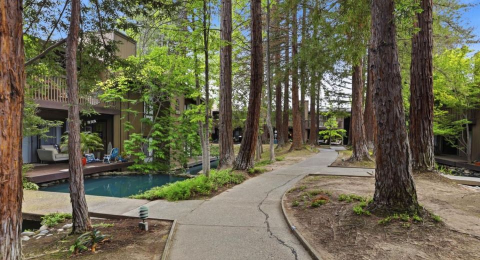 2430 Larkspur Ln #280, Unit 280, Sacramento, CA 95825 Photo