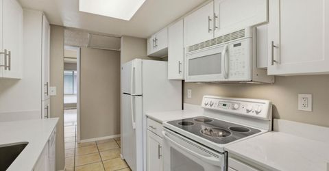 2430 Larkspur Ln #280, Unit 280, Sacramento, CA 95825 Photo