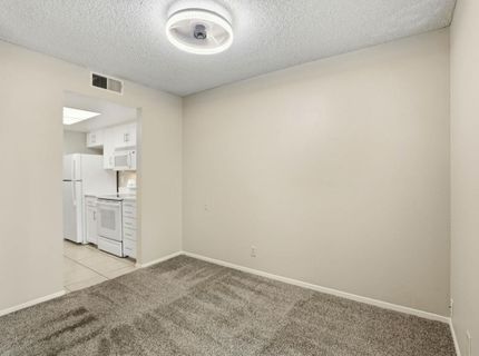 2430 Larkspur Ln #280, Unit 280, Sacramento, CA 95825 Photo