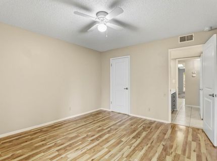 2430 Larkspur Ln #280, Unit 280, Sacramento, CA 95825 Photo