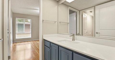 2430 Larkspur Ln #280, Unit 280, Sacramento, CA 95825 Photo