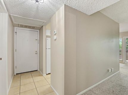 2430 Larkspur Ln #280, Unit 280, Sacramento, CA 95825 Photo