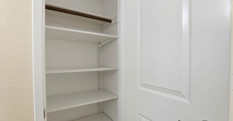 2430 Larkspur Ln #280, Unit 280, Sacramento, CA 95825 Photo