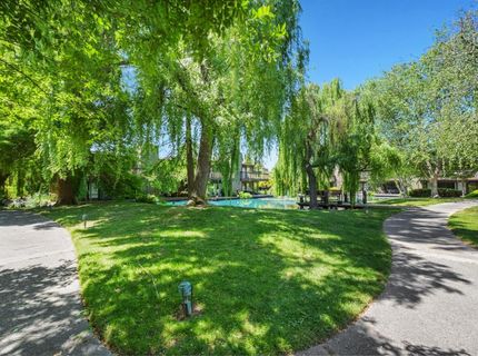 2430 Larkspur Ln #280, Unit 280, Sacramento, CA 95825 Photo