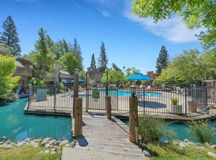 2430 Larkspur Ln #280, Unit 280, Sacramento, CA 95825 Photo
