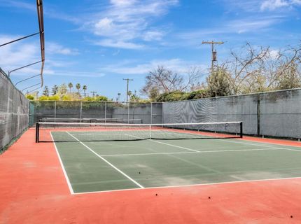 2430 Larkspur Ln #280, Unit 280, Sacramento, CA 95825 Photo