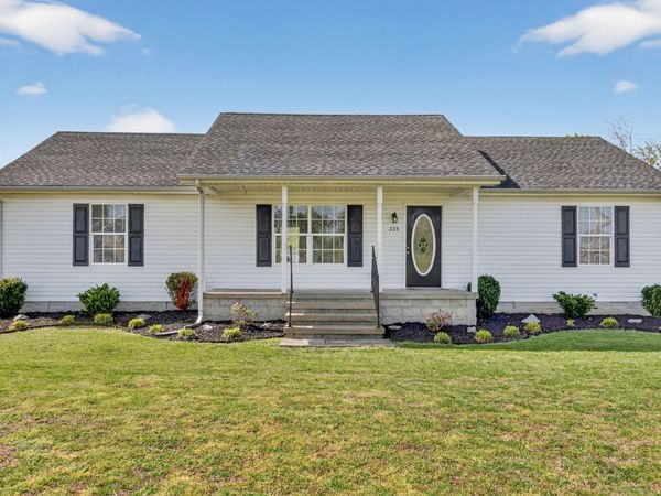 335 Williams Rd, Lafayette, TN 37083