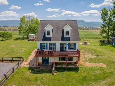8570 S MIDDLE ROAD, MOUNT JACKSON, VA 22842