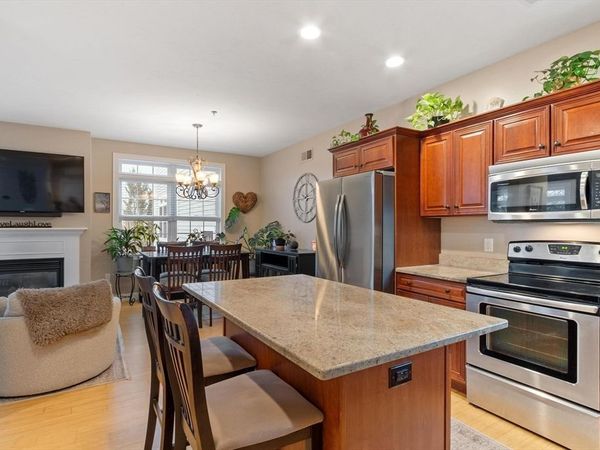 32 Rockway Ave, Unit 4C, Weymouth, MA 02188