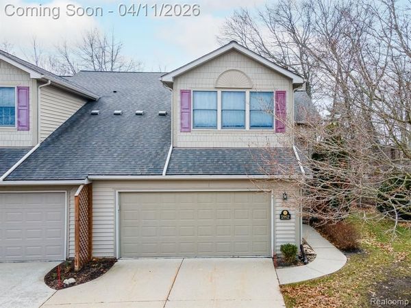 282 Stratford Lane, Orion Twp, MI 48360