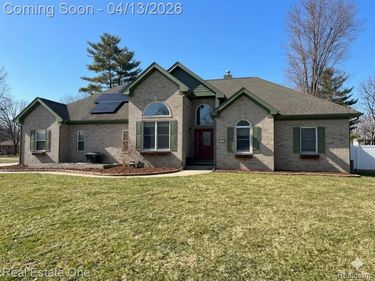 664 John R Road, Rochester Hills, MI 48307