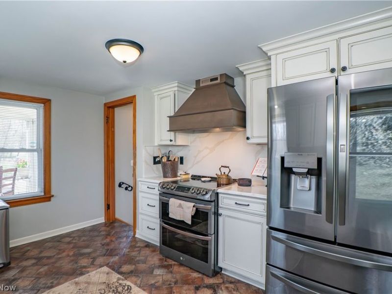 4902 Clardell Avenue SW, Canton, OH 44706 Photo 12