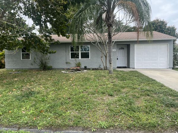 838 SE Proctor Lane, Port St. Lucie, FL 34983