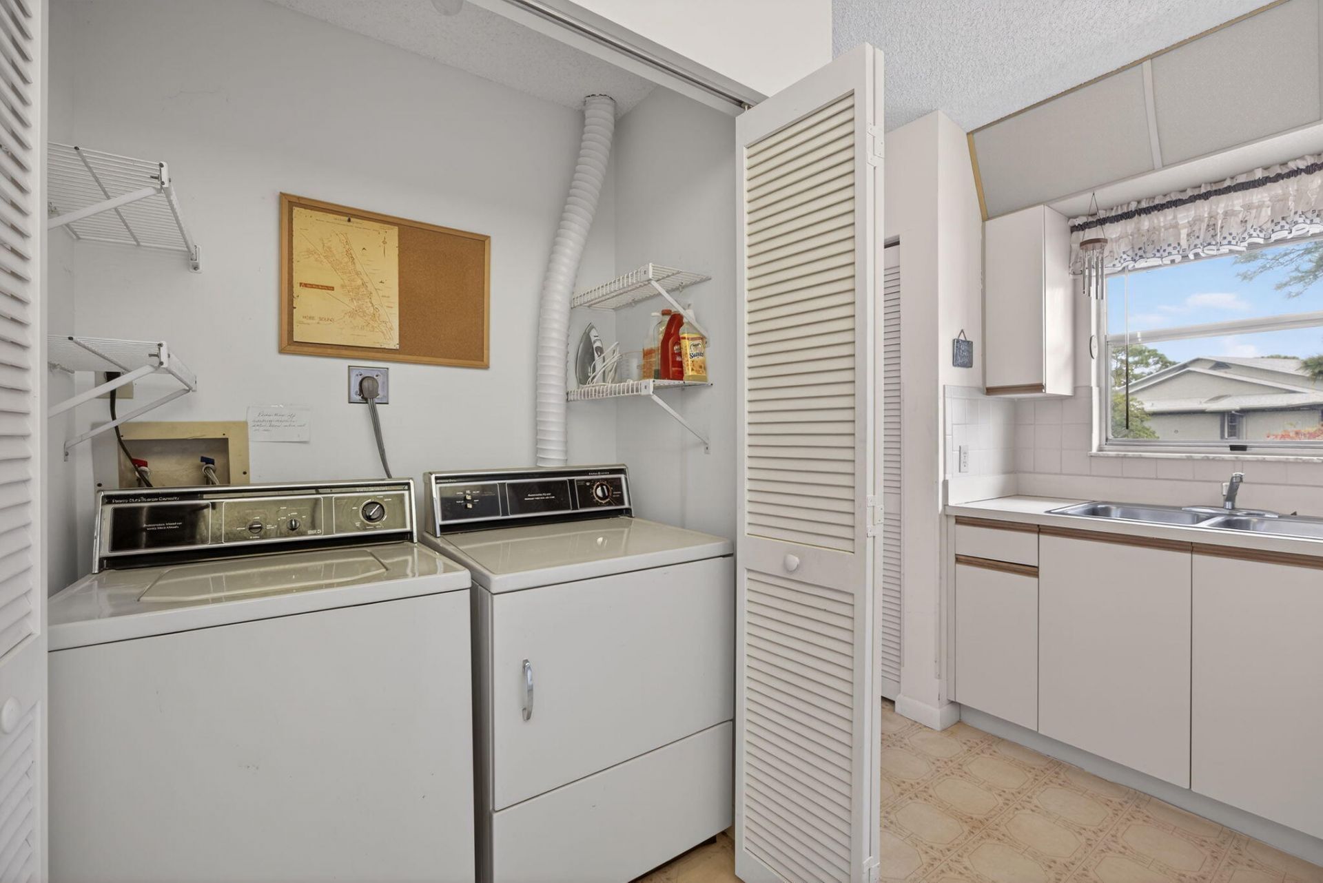 8323 SE Croft Circle, Unit N9, Hobe Sound, FL 33455 Photo